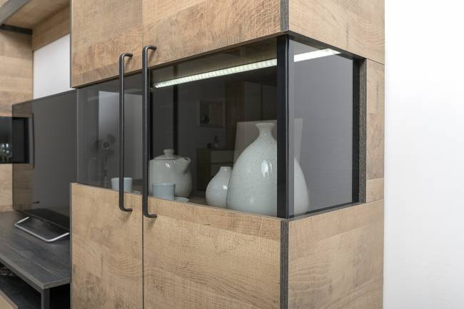 Комод с витриной Трувор 13.306 цвет дуб гранж песочный/интра Комод с витриной Трувор 13.306 цвет дуб гранж песочный/интра