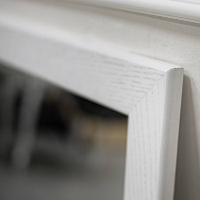 Зеркало навесное Берже 24-90 белый ясень 90 см х 55 см Зеркало навесное Берже 24-90 белый ясень 90 см х 55 см