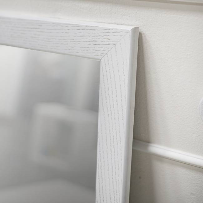 Зеркало навесное Берже 24-90 белый ясень 90 см х 55 см Зеркало навесное Берже 24-90 белый ясень 90 см х 55 см